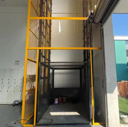 商洛导轨式升降机助力物流园破解运输难题